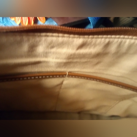 Etienne Aigner - Picture 7 of 12